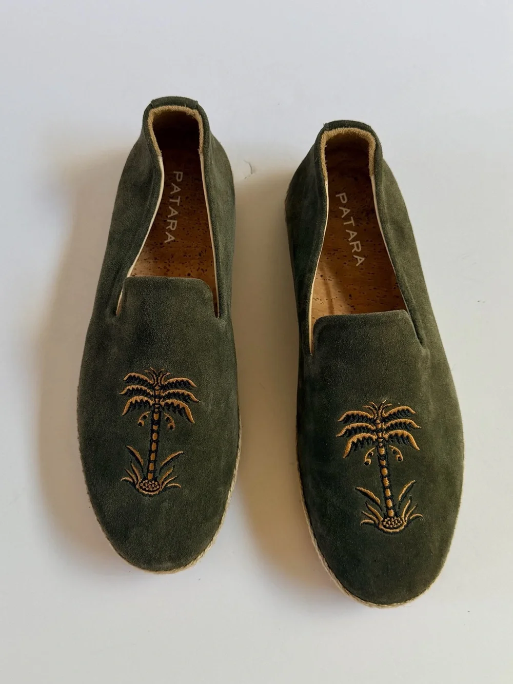 Patara smoking slipper